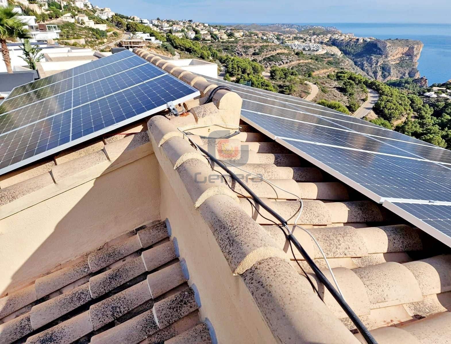 Chalet de 5 habitaciones en Benitachell / Benitatxell en venta con piscina garaje - 725.000 € (Ref: 8994305)