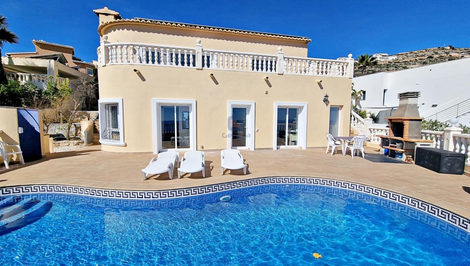 Chalet de 5 habitaciones en Benitachell / Benitatxell en venta con piscina garaje - 725.000 € (Ref: 8994305)