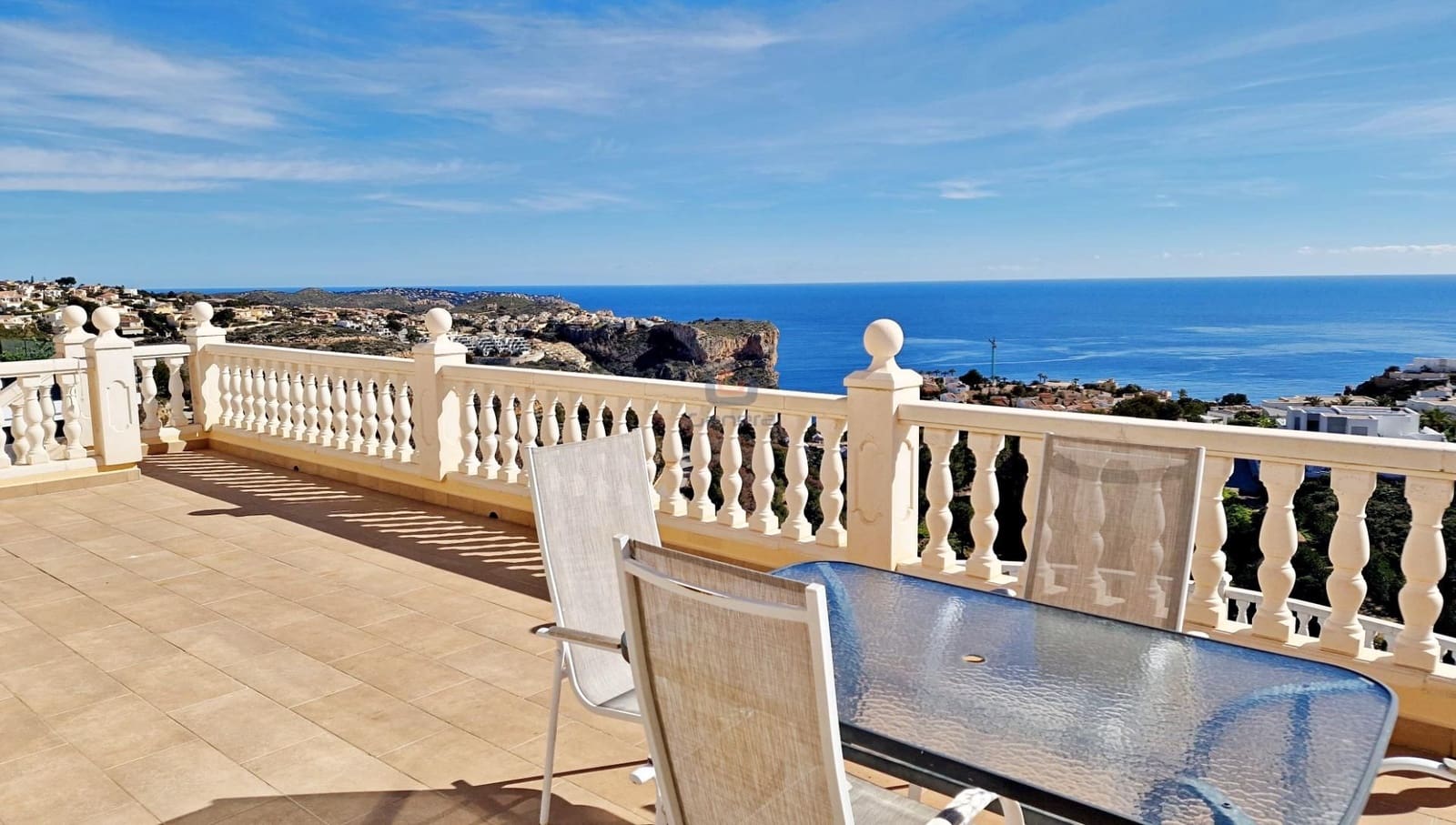 Chalet de 5 habitaciones en Benitachell / Benitatxell en venta con piscina garaje - 725.000 € (Ref: 8994305)