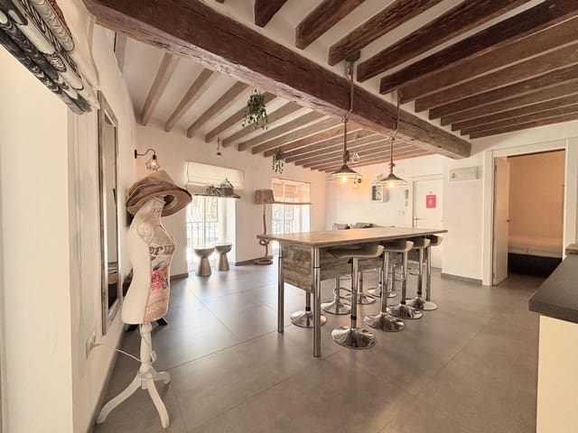 3 chambre Appartement à vendre à Casco Antiguo - Sant Cruz - Ayuntamiento, Alicante ville - 289 900 € (Ref: 9061947)