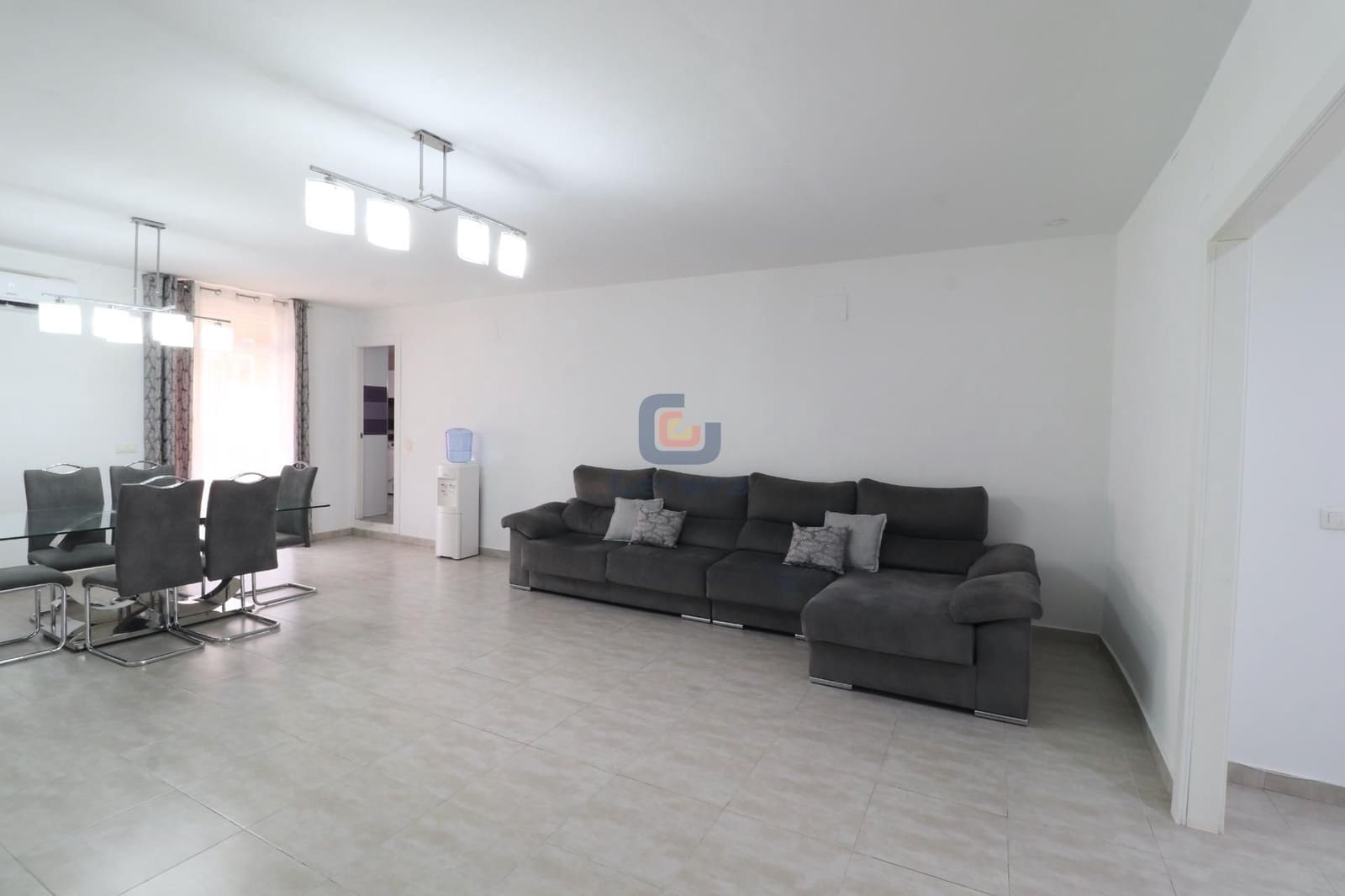 4 soveværelse Lejlighed til salg i San Vicente / Sant Vicent del Raspeig - € 300.000 (Ref: 9063719)