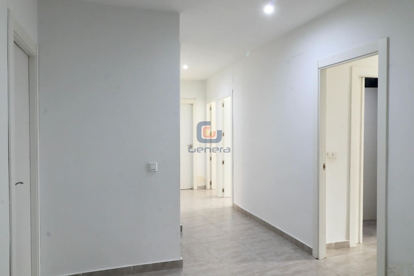 4 soveværelse Lejlighed til salg i San Vicente / Sant Vicent del Raspeig - € 300.000 (Ref: 9063719)