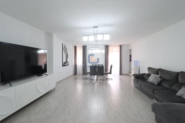 4 bedroom Flat for sale in San Vicente / Sant Vicent del Raspeig - € 300,000 (Ref: 9063719)