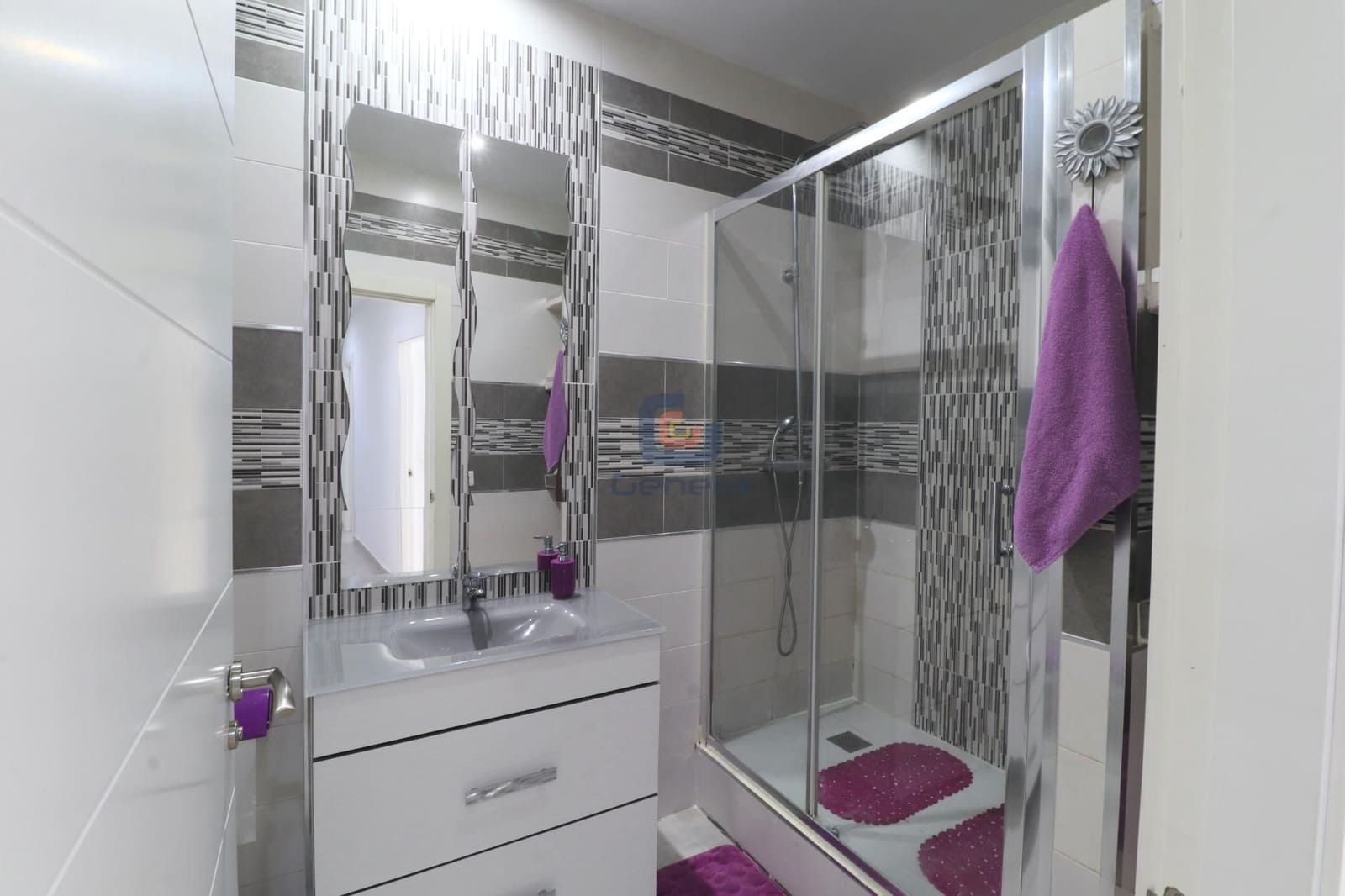 4 soveværelse Lejlighed til salg i San Vicente / Sant Vicent del Raspeig - € 300.000 (Ref: 9063719)