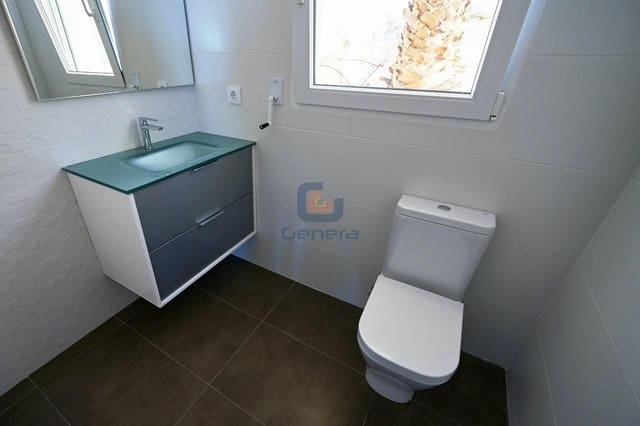 Chalet de 4 habitaciones en Altea en venta con piscina garaje - 1.195.000 € (Ref: 9109461)