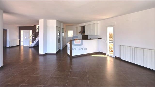 Chalet de 4 habitaciones en Altea en venta con piscina garaje - 1.195.000 € (Ref: 9109461)