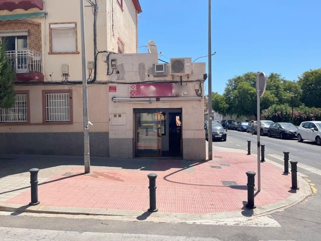 Kaupallinen myytävänä paikassa Ciudad de Asís, Alicante kaupunki - 100 000 € (Ref: 9133786)