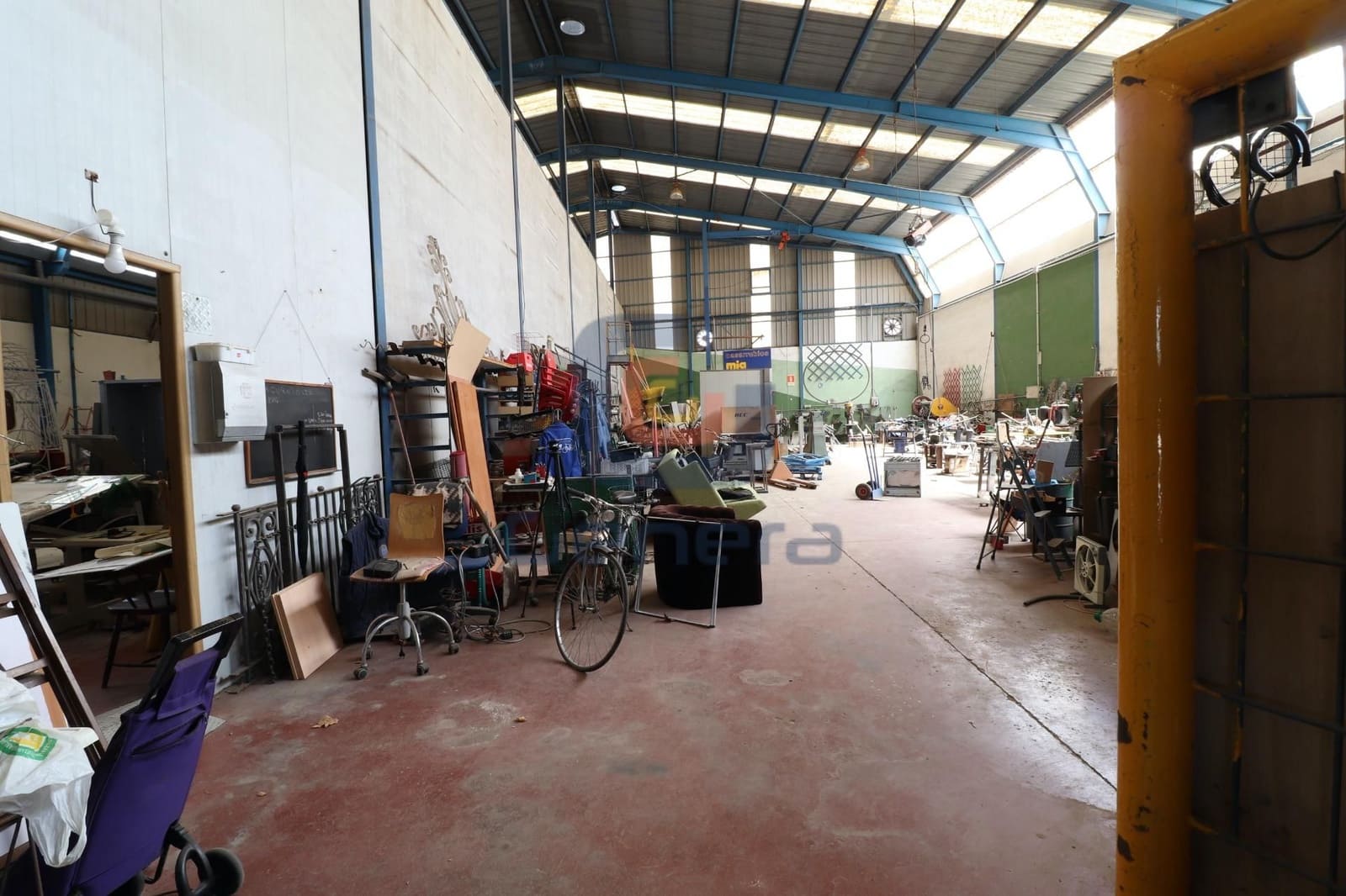 Erhverv til salg i San Vicente / Sant Vicent del Raspeig - € 675.000 (Ref: 9135578)