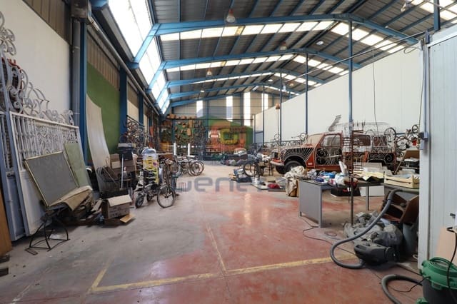 Erhverv til salg i San Vicente / Sant Vicent del Raspeig - € 690.000 (Ref: 9135578)