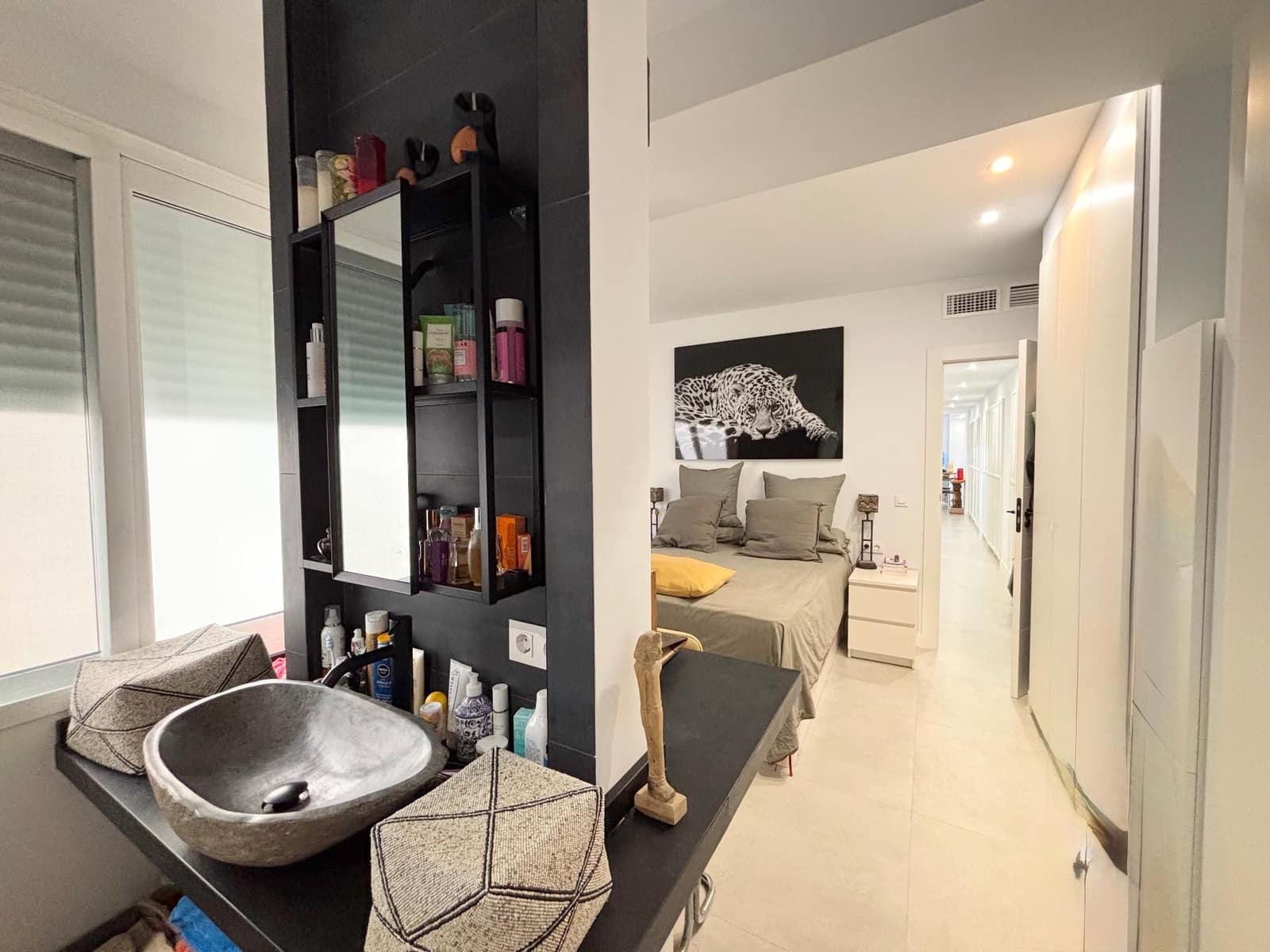 2 bedroom Flat for sale in Alicante / Alacant city - € 399,000 (Ref: 9206142)