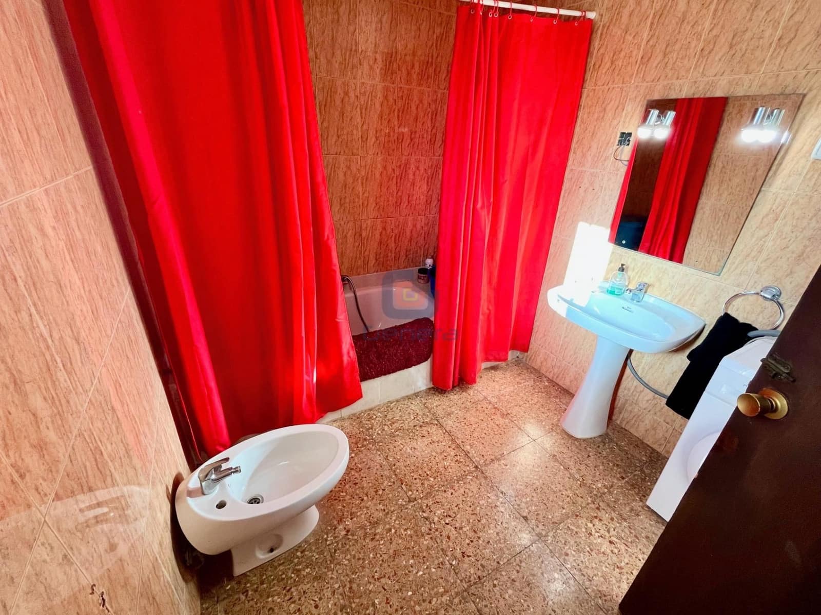 5 soveværelse Villa til salg i Alicante by med swimmingpool garage - € 310.000 (Ref: 9307268)