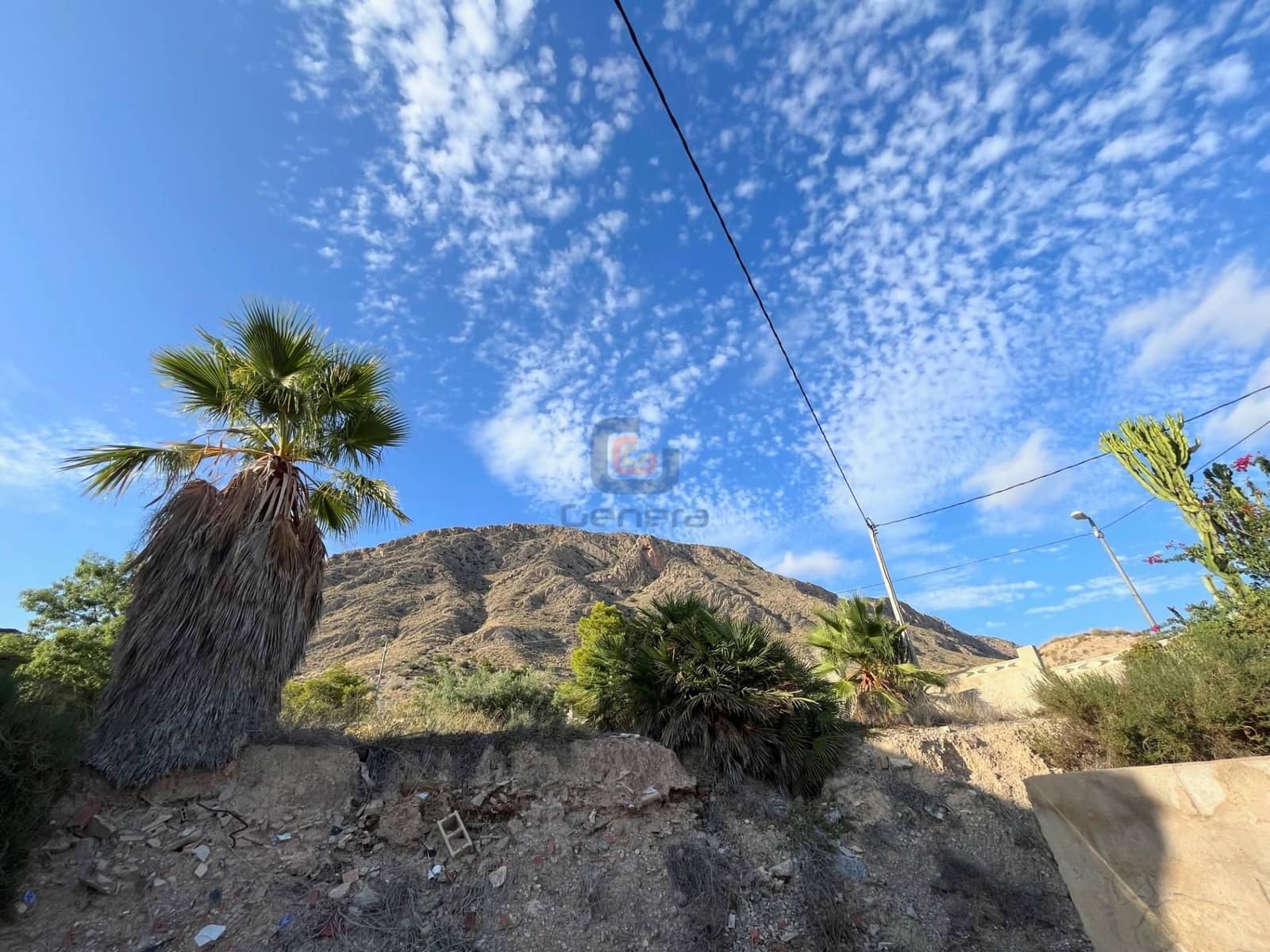 5 soveværelse Villa til salg i Alicante by med swimmingpool garage - € 310.000 (Ref: 9307268)