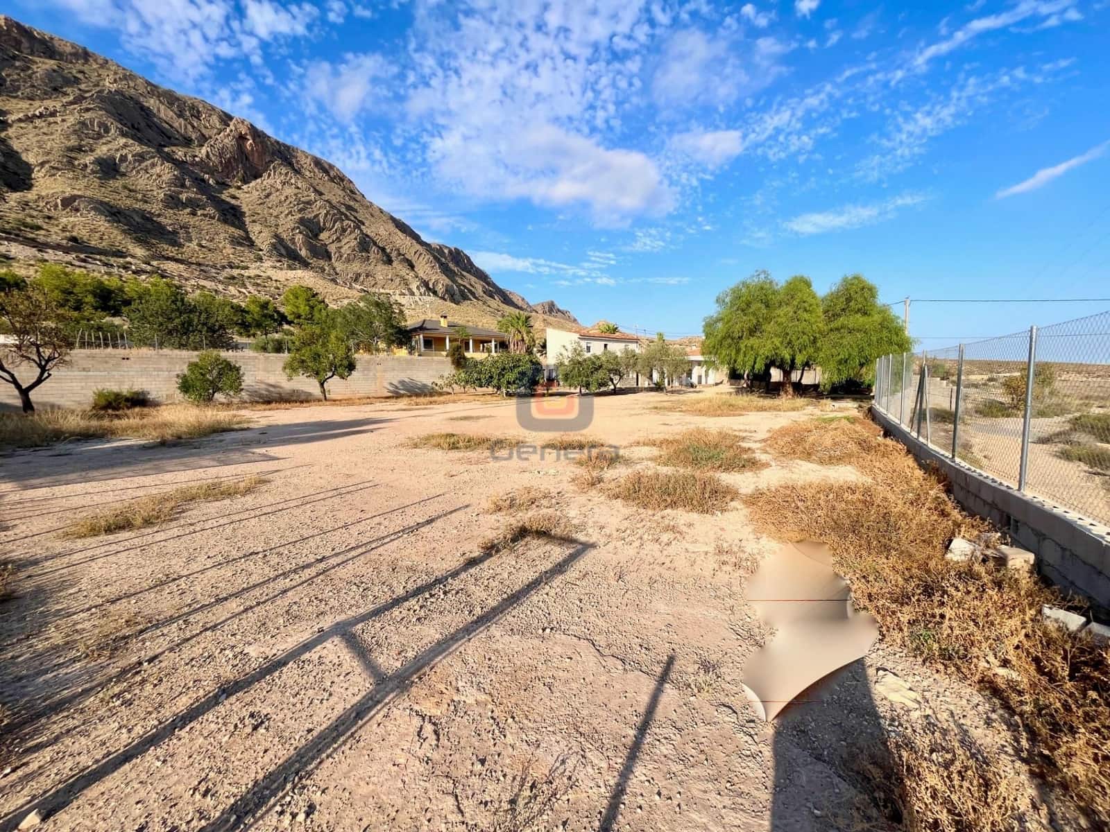 5 soveværelse Villa til salg i Alicante by med swimmingpool garage - € 310.000 (Ref: 9307268)