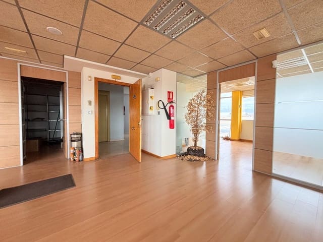 Kontor till salu i Ciudad de Asís, Alicante stad med garage - 199 000 € (Ref: 9314407)
