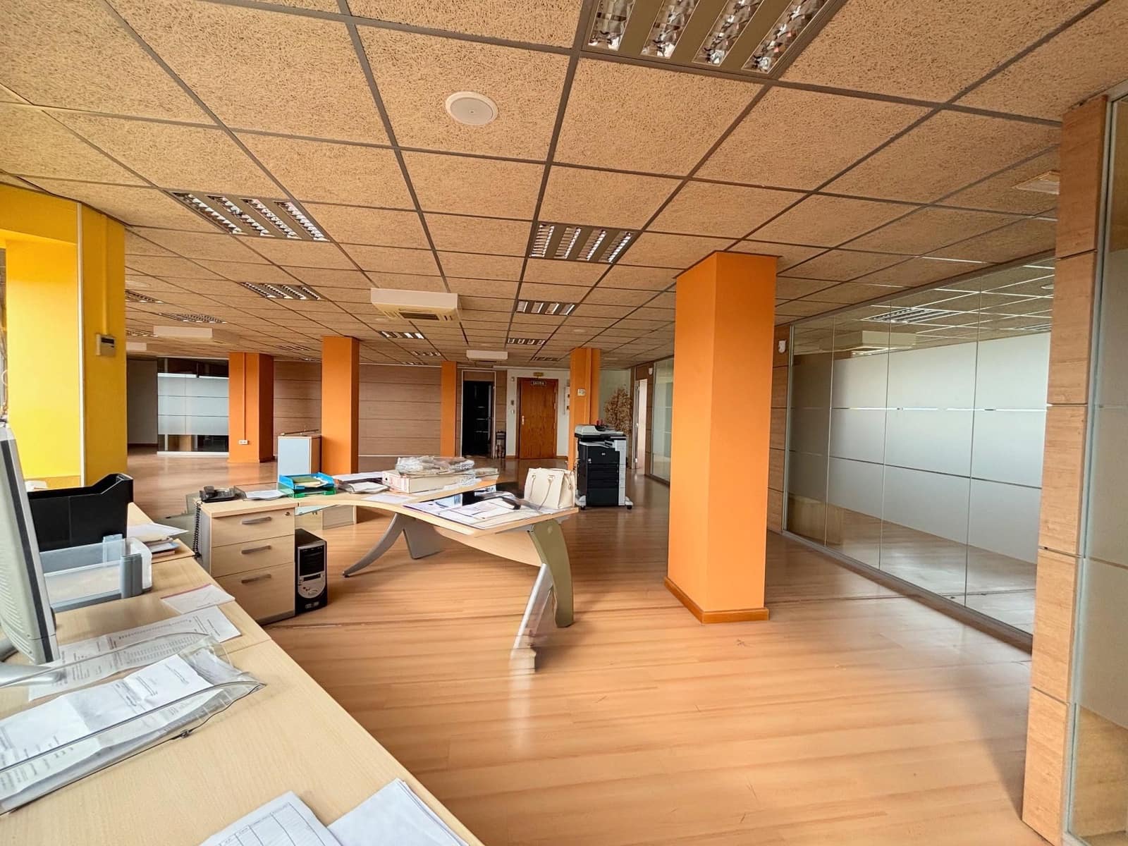 Toimisto myytävänä paikassa Alicante kaupunki mukana 
autotalli - 199 000 € (Ref: 9314407)