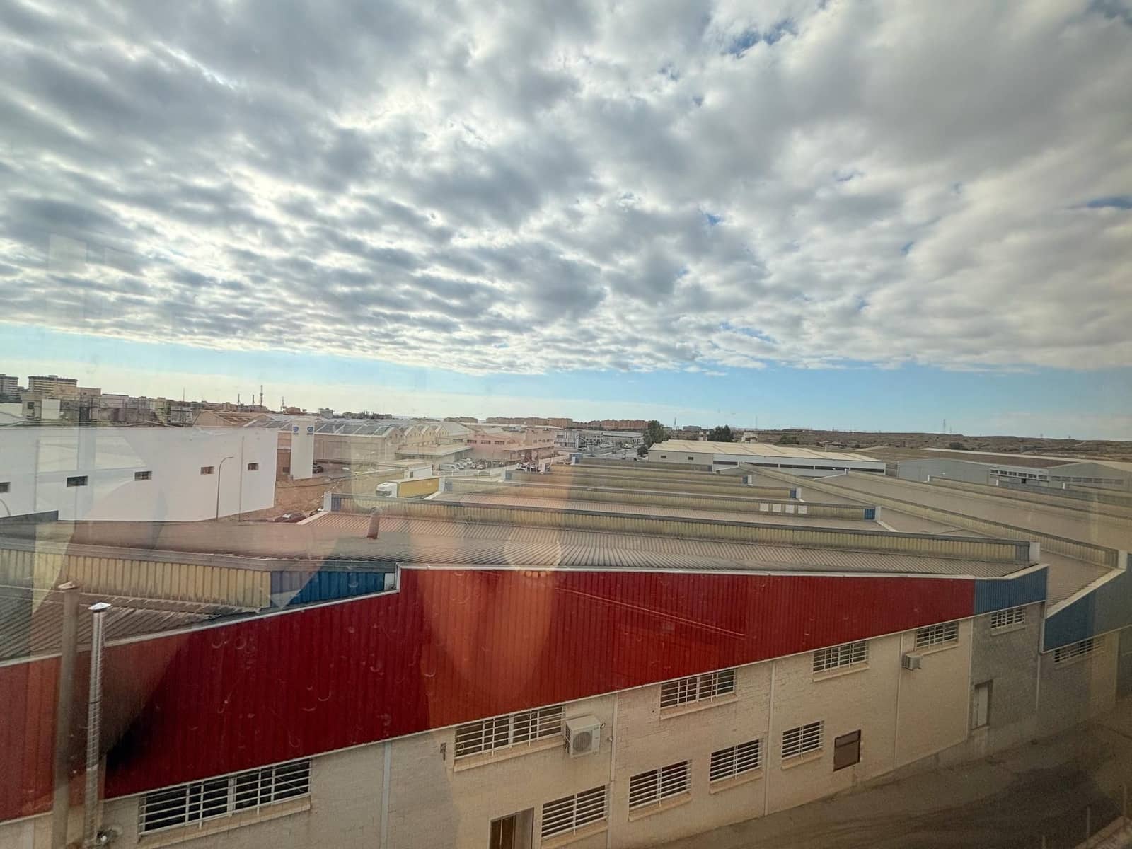 Toimisto myytävänä paikassa Alicante kaupunki mukana 
autotalli - 199 000 € (Ref: 9314407)