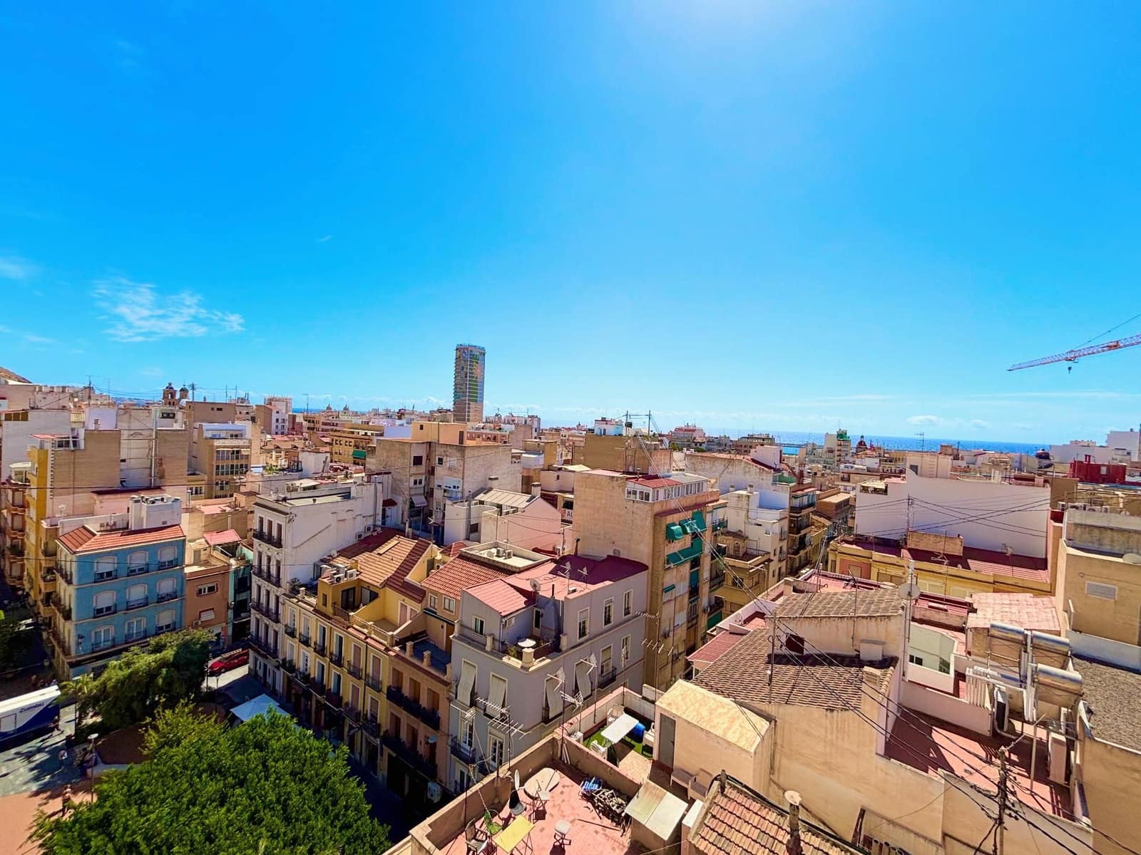 2 slaapkamer Flat te koop in Alicante stad - € 365.000 (Ref: 9328672)