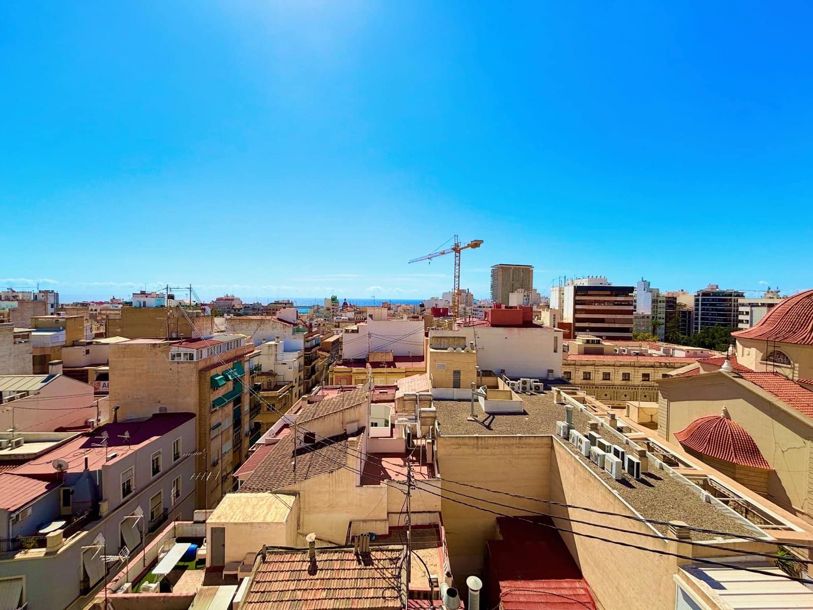 2 slaapkamer Flat te koop in Alicante stad - € 365.000 (Ref: 9328672)