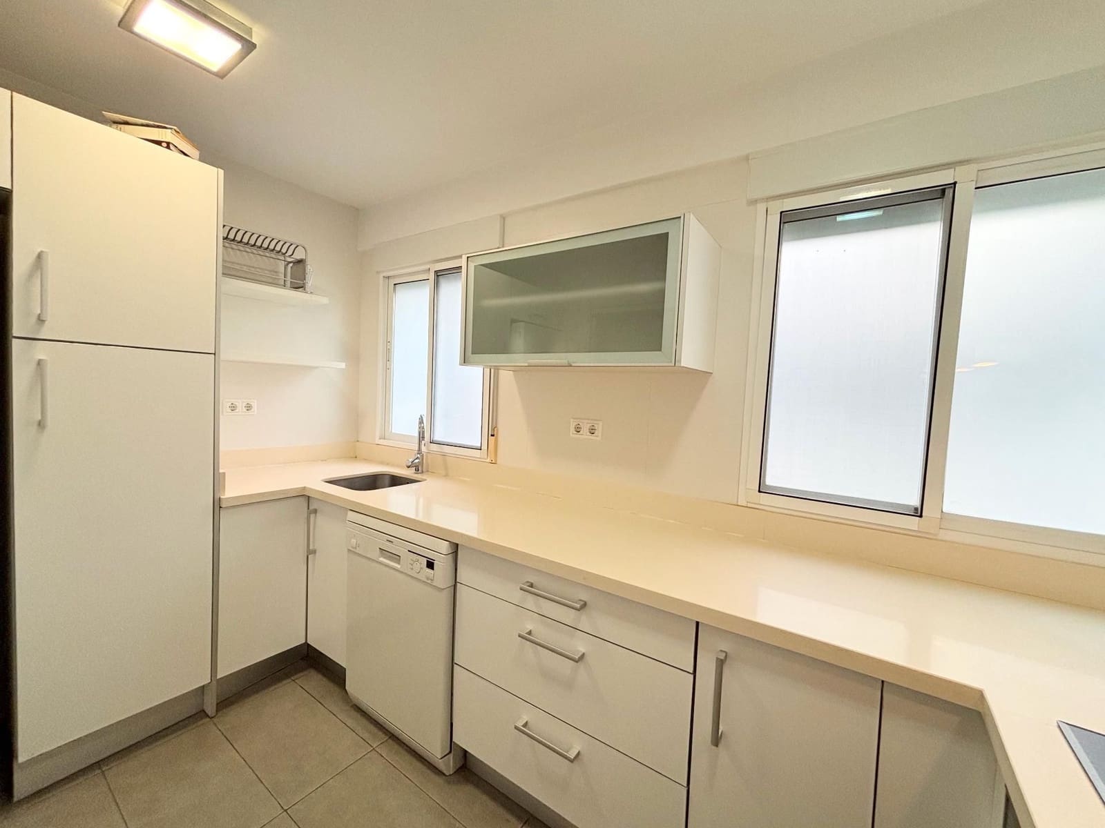 2 slaapkamer Flat te koop in Alicante stad - € 365.000 (Ref: 9328672)