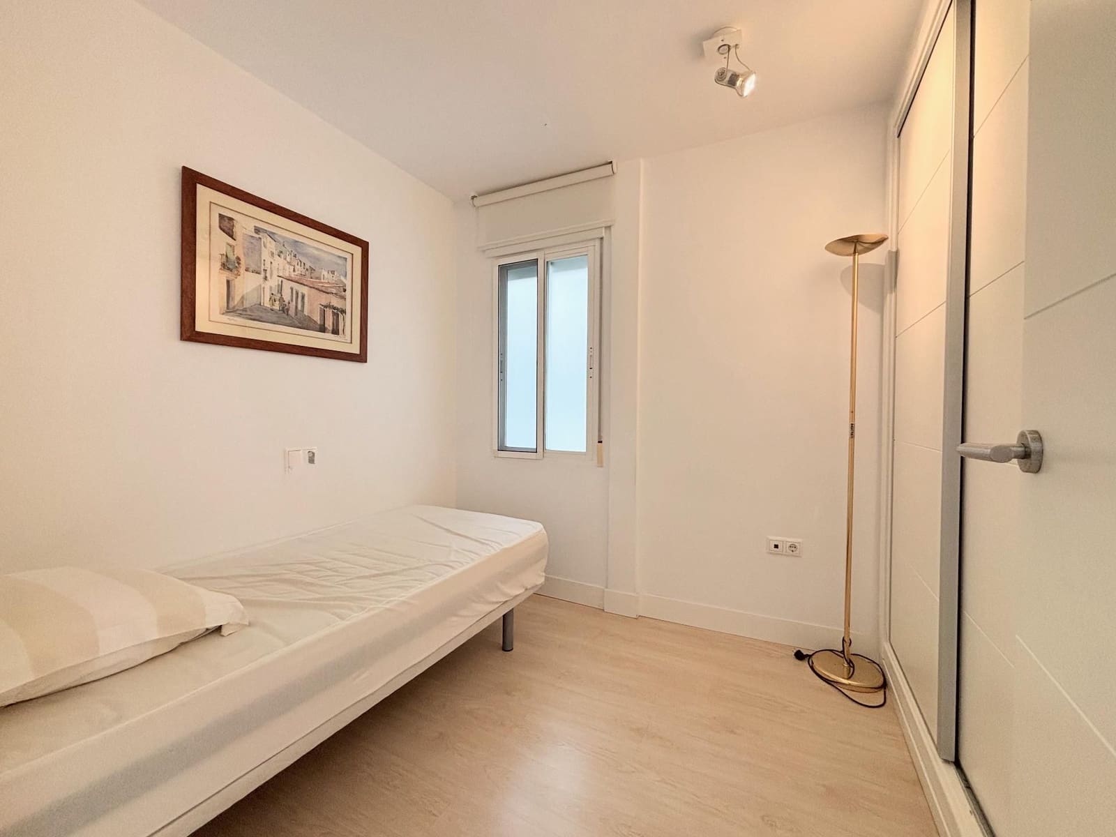 2 slaapkamer Flat te koop in Alicante stad - € 365.000 (Ref: 9328672)