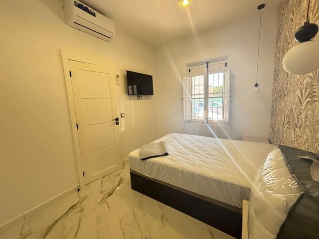 8 quarto Casa em Banda para venda em San Vicente / Sant Vicent del Raspeig - 420 000 € (Ref: 9329959)