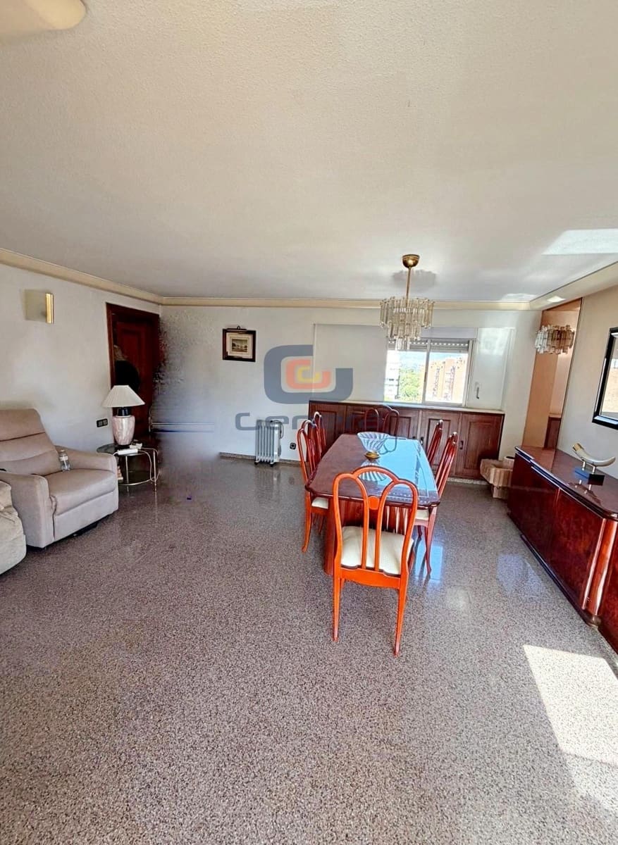 3 soverom Leilighet til salgs i Alicante by med svømmebasseng garasje - € 339 000 (Ref: 9340395)