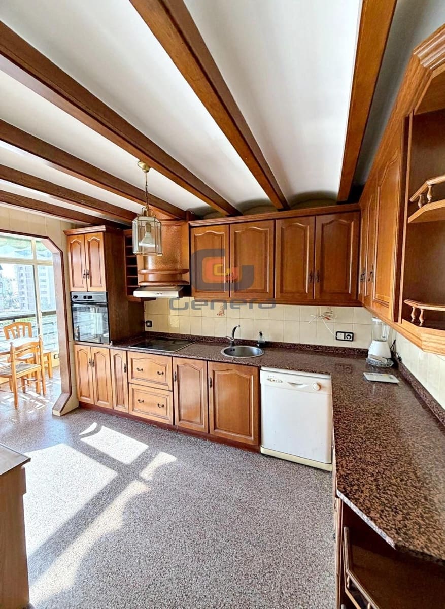 3 soverom Leilighet til salgs i Alicante by med svømmebasseng garasje - € 339 000 (Ref: 9340395)