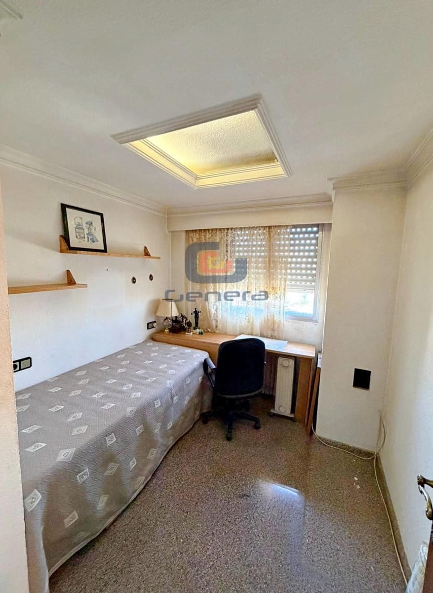 3 soverom Leilighet til salgs i Alicante by med svømmebasseng garasje - € 339 000 (Ref: 9340395)