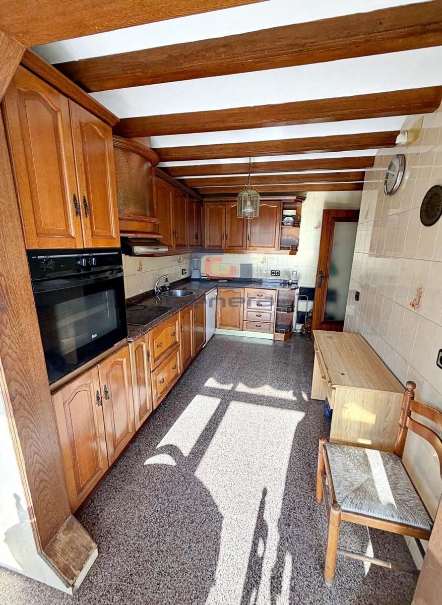 3 soverom Leilighet til salgs i Alicante by med svømmebasseng garasje - € 339 000 (Ref: 9340395)