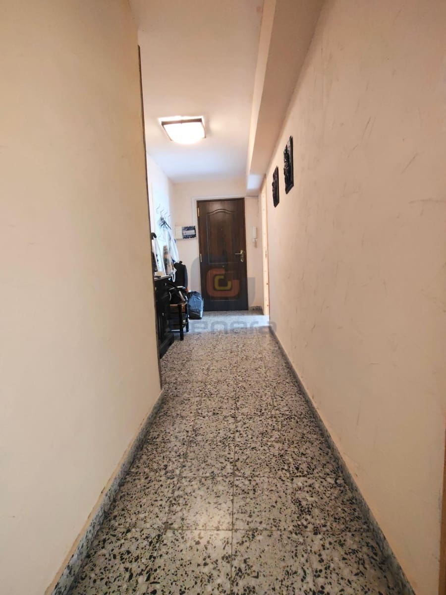 4 makuuhuone Asunto myytävänä paikassa Alicante kaupunki - 179 000 € (Ref: 9348837)