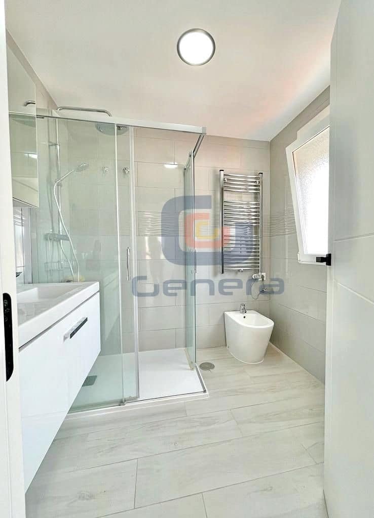 4 soverom Hus til salgs i Busot med garasje - € 525 000 (Ref: 9360420)