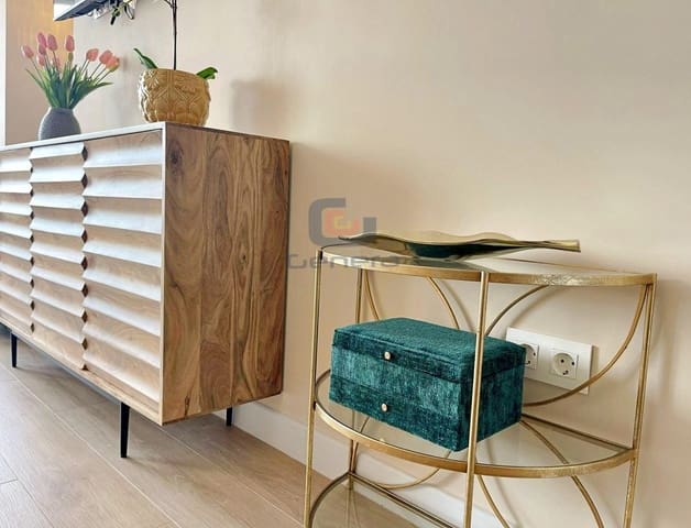 Apartment zu verkaufen in Ensanche - Diputacion, Alicante / Alacant Stadt - 259.900 € (Ref: 9439028)