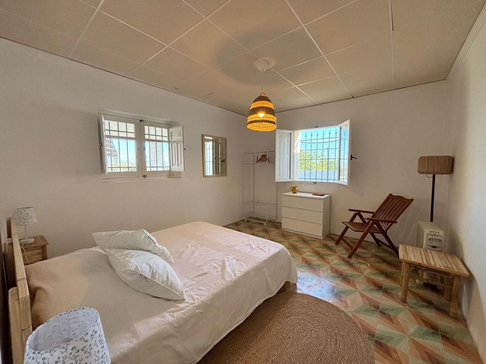 5 bedroom Villa for sale in Alicante / Alacant city with garage - € 370,000 (Ref: 9495596)