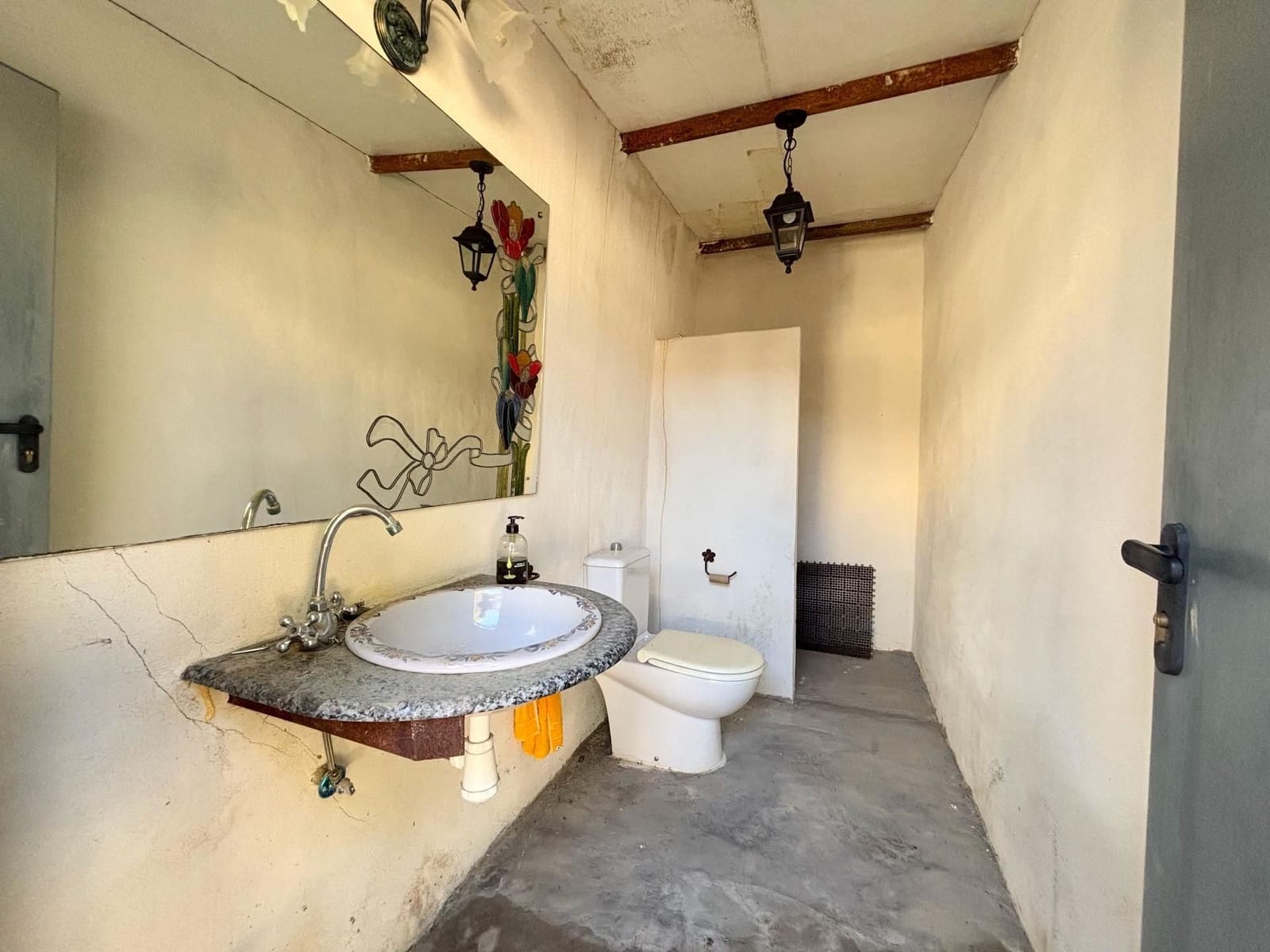 5 bedroom Villa for sale in Alicante / Alacant city with garage - € 349,900 (Ref: 9495596)