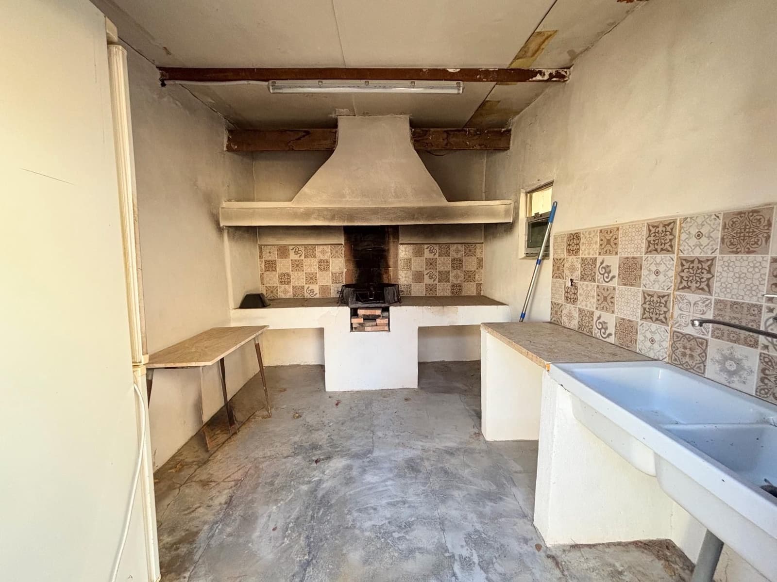 5 bedroom Villa for sale in Alicante / Alacant city with garage - € 349,900 (Ref: 9495596)