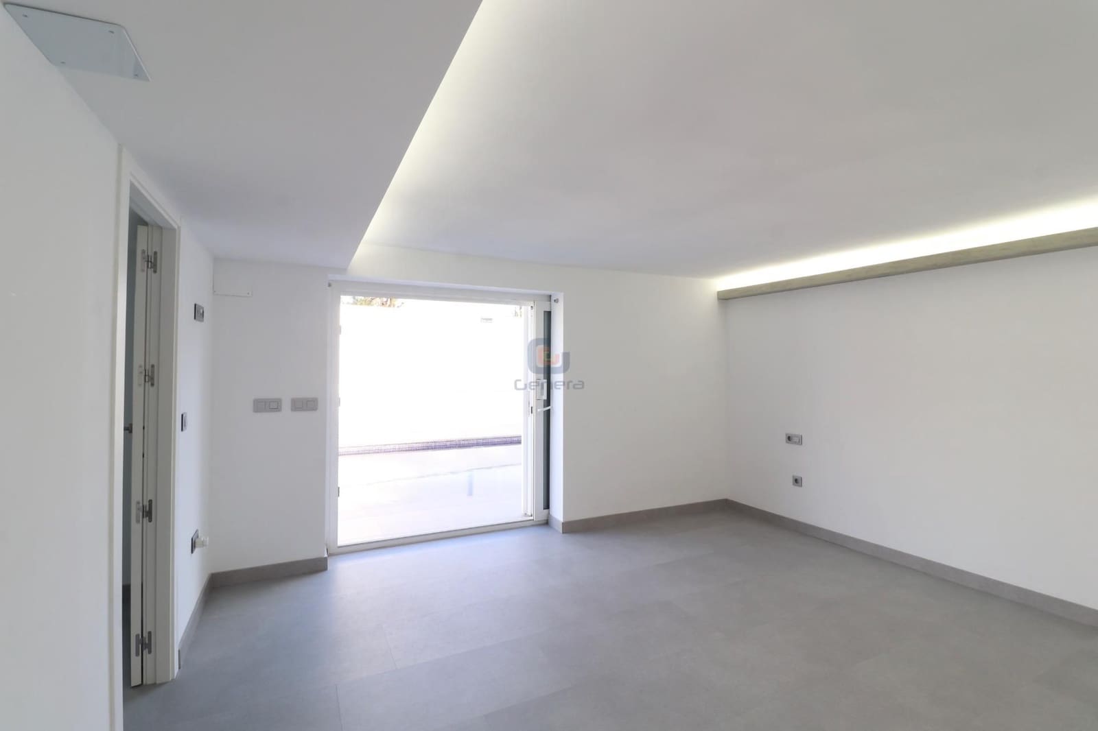 Chalet de 5 habitaciones en El Campello en venta con piscina garaje - 1.800.000 € (Ref: 9496645)