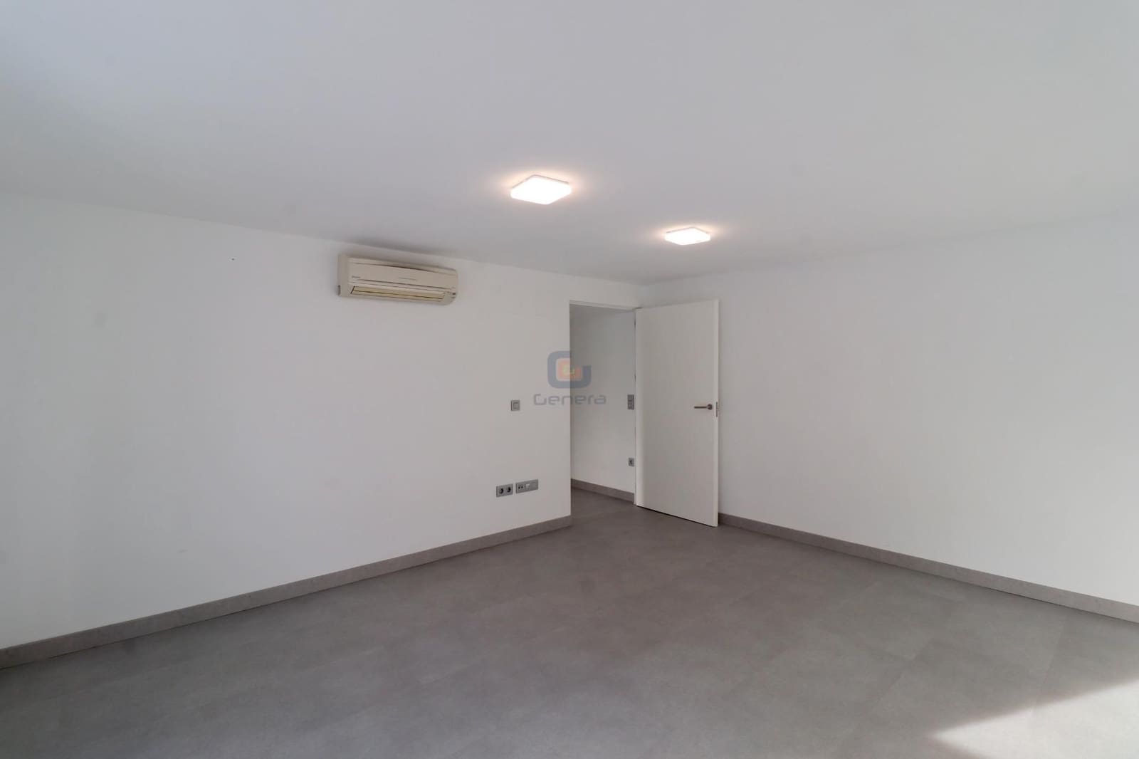 Chalet de 5 habitaciones en El Campello en venta con piscina garaje - 1.800.000 € (Ref: 9496645)