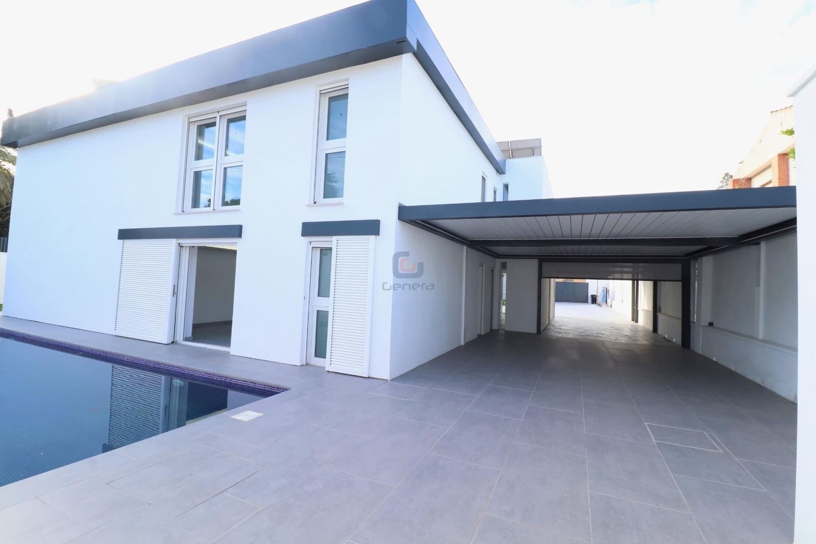 Chalet de 5 habitaciones en El Campello en venta con piscina garaje - 1.800.000 € (Ref: 9496645)