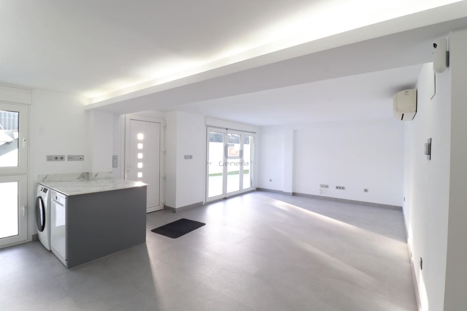 Chalet de 5 habitaciones en El Campello en venta con piscina garaje - 1.800.000 € (Ref: 9496645)