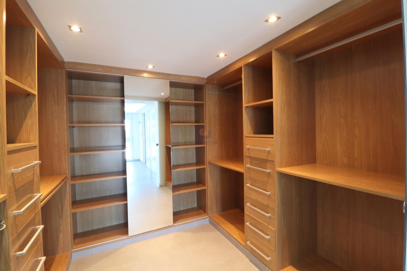 Chalet de 5 habitaciones en El Campello en venta con piscina garaje - 1.800.000 € (Ref: 9496645)