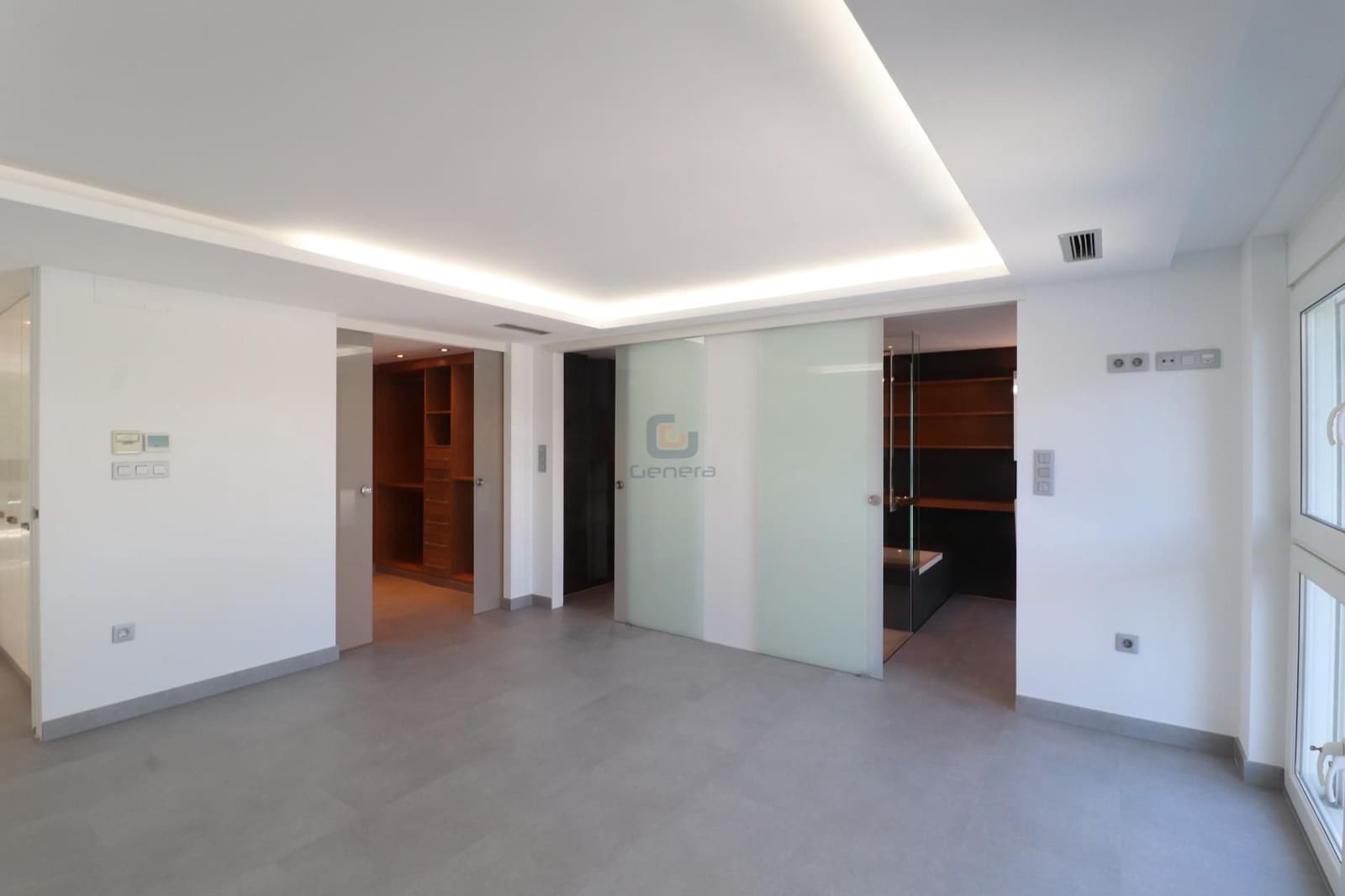 Chalet de 5 habitaciones en El Campello en venta con piscina garaje - 1.800.000 € (Ref: 9496645)