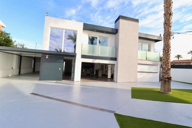 Chalet de 5 habitaciones en Playa de Muchavista, El Campello en venta con piscina garaje - 1.800.000 € (Ref: 9496645)