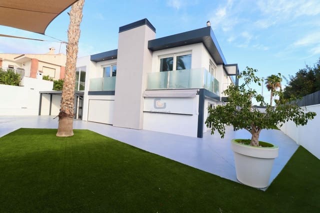 Chalet de 5 habitaciones en Playa de Muchavista, El Campello en venta con piscina garaje - 1.800.000 € (Ref: 9496645)