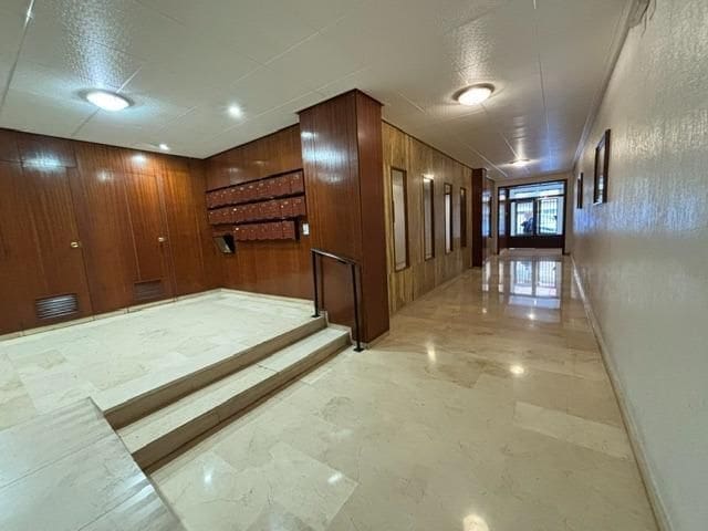 4 Zimmer Wohnung zu verkaufen in Alicante / Alacant Stadt - 229.900 € (Ref: 9503551)