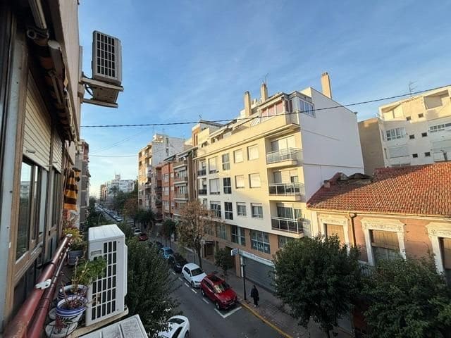 4 Zimmer Wohnung zu verkaufen in Alicante / Alacant Stadt - 229.900 € (Ref: 9503551)