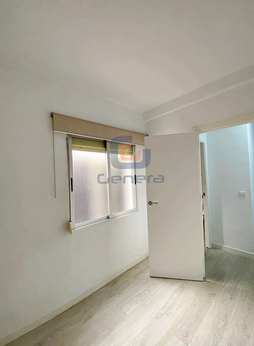 3 soveværelse Lejlighed til salg i Alicante by - € 169.000 (Ref: 9518022)