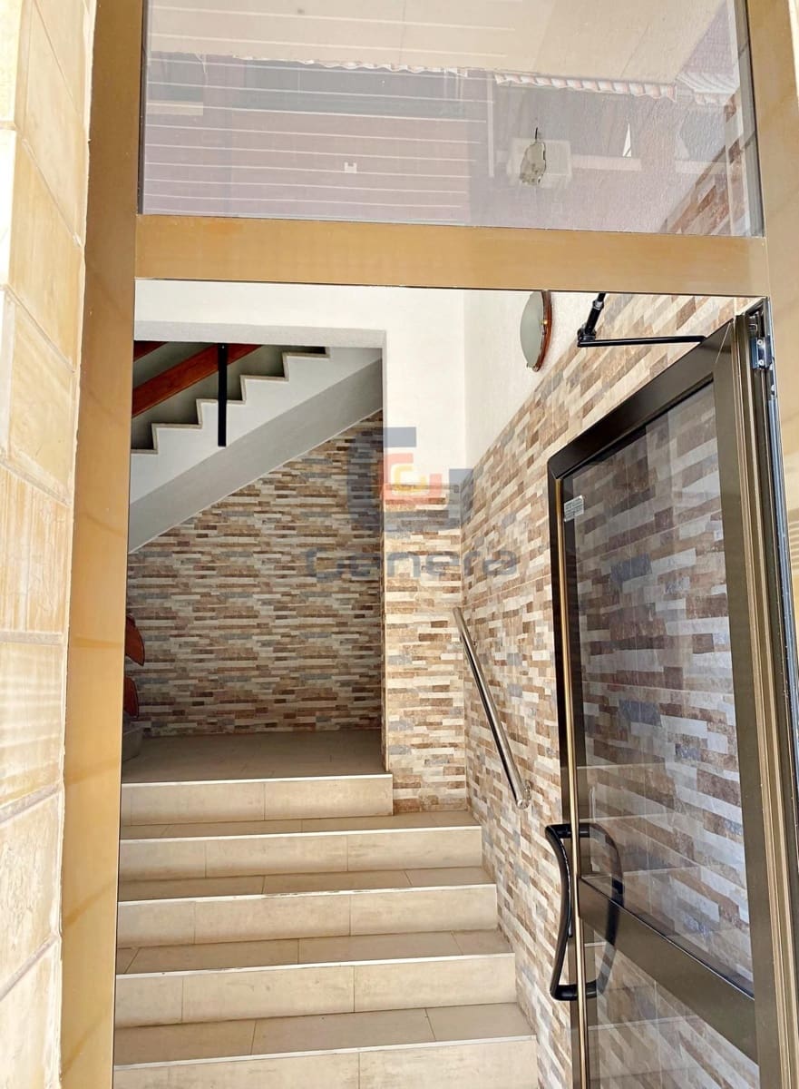 3 soveværelse Lejlighed til salg i Alicante by - € 169.000 (Ref: 9518022)