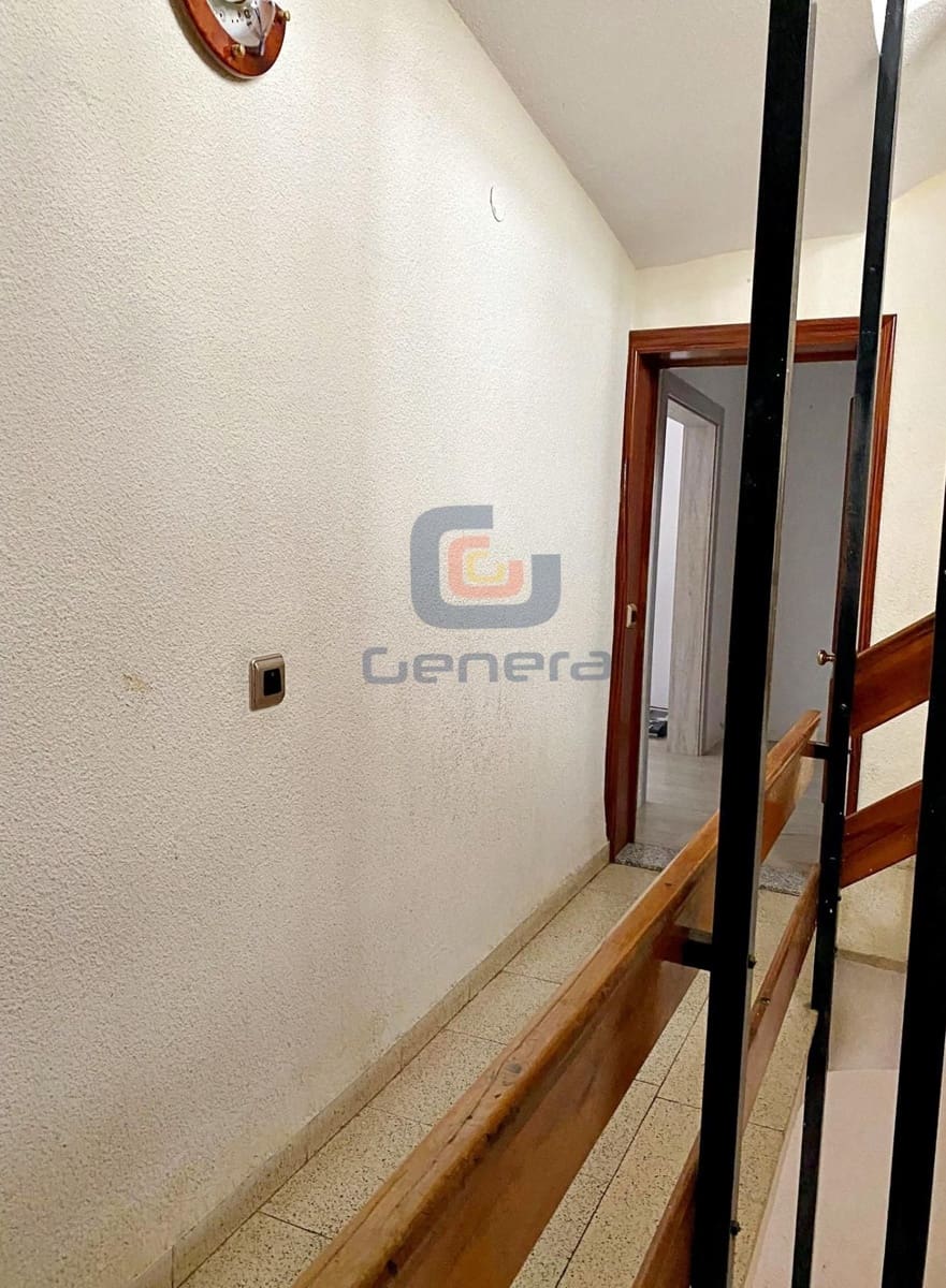 3 soveværelse Lejlighed til salg i Alicante by - € 169.000 (Ref: 9518022)