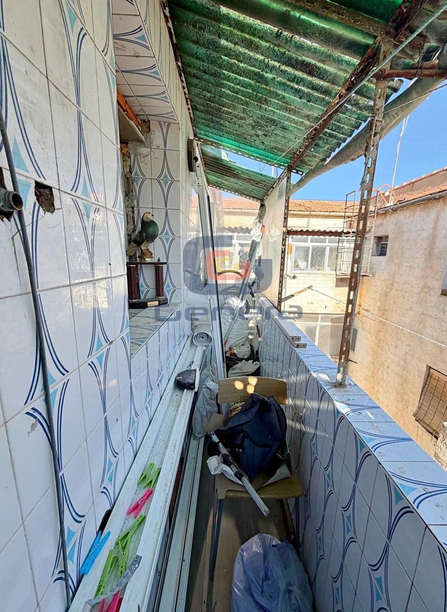 4 soverom Leilighet til salgs i Alicante by - € 99 000 (Ref: 9535299)