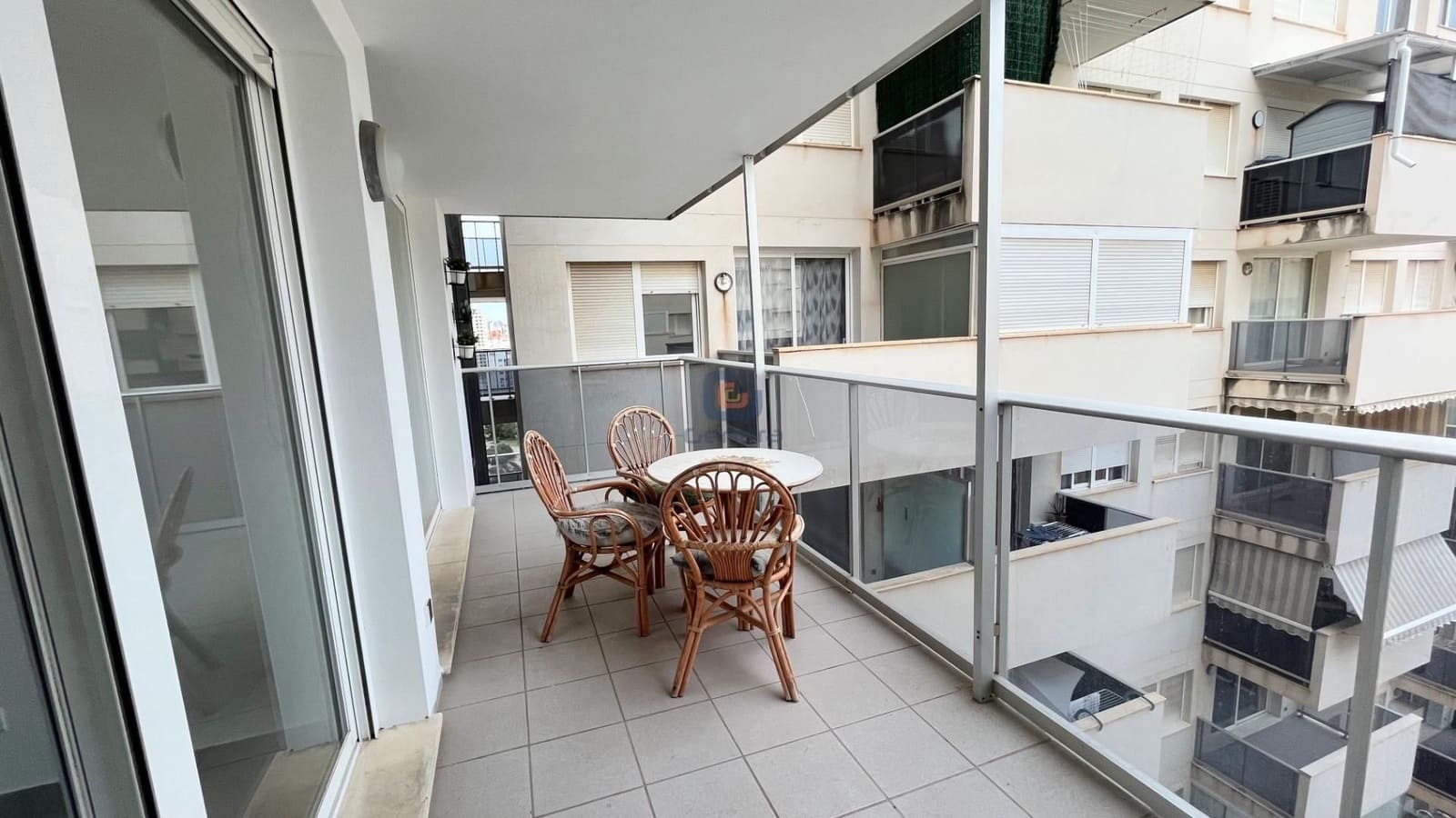 2 bedroom Flat for sale in La Villajoyosa / Vila Joiosa with pool garage - € 245,000 (Ref: 9542396)